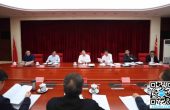 以更大决心更严标准更高效能 全力以赴做好...