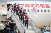 中国抗疫医疗专家组抵达老挝